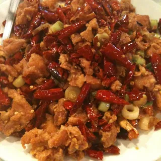 Fried Chicken Cubes with Hot Pepper