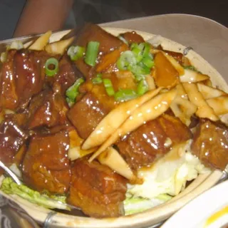 Pork in Brown Sauce with Dry Bamboo