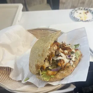 Chicken shawarma in pita