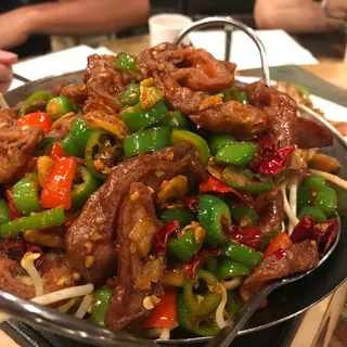 Pork Intestine with Season Chilies