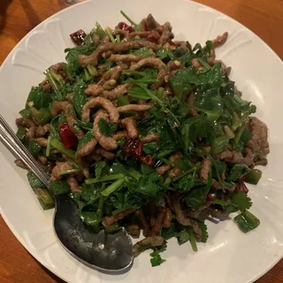Stir Fried Sliced beef with Chili and Cilantro