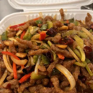 Beef Julienne with Celery in Hunan Spicy Sauce