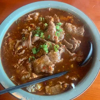 Spicy Beef Bowl in Flaming Red Oil
