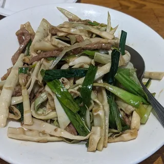Leek Bamboo Shoots and Pork