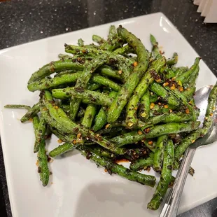 M13. Chef&apos;s Special Green Beans