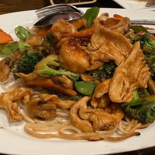 Noodles and Gravy