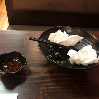 Wonton with Spicy Chili Oil