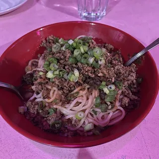 L - Dan Dan Noodle