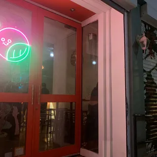 Hidden jewel (entrance)