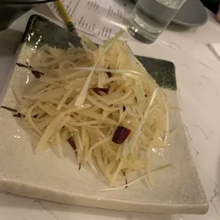 Shredded Potato. Crispy and refreshing.