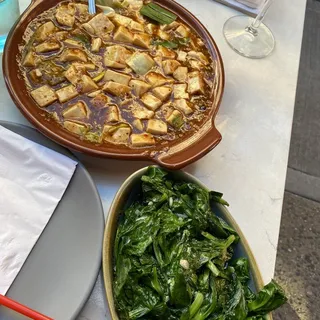 Pea Leaves with Garlic
