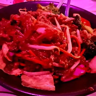 Chili Glass Noodles w. Vegan Beef