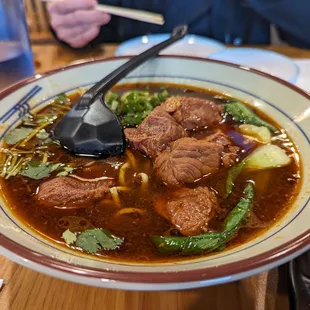 Braised beef noodle soup