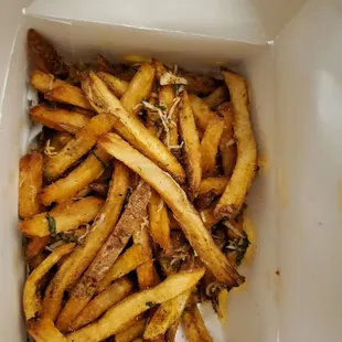 Garlic parmesan fries