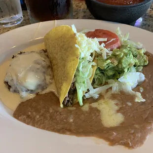 Special Lunch No.1  Poblano pepper, taco, beans, guacamole salad