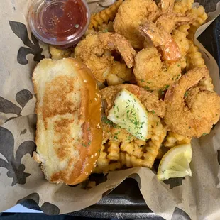 Fried shrimp basket