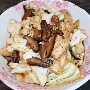 Fried Tofu with Black Mushroom, requested soft tofu