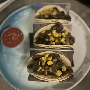 MUSHROOM TACOS