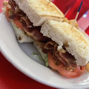 a sandwich on a plate