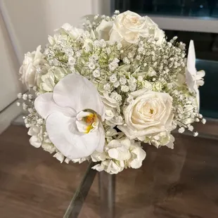 Centerpiece one week later at home! They're still so beautiful!