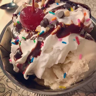 Chocolate Chip Cookie Sundae