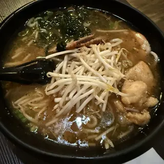 Spiral (Chicken Karaage, BBQ Pork and Prawn)