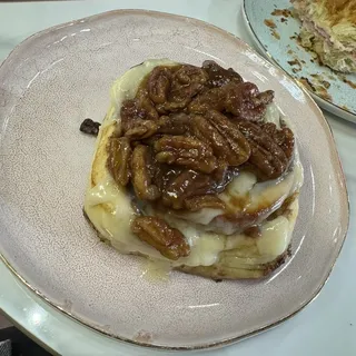 Pecan Cinnmon roll