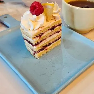 Lemon Raspberry cake slice