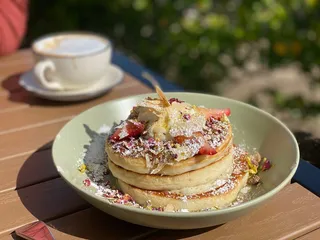 Yava Bakery And Cafe