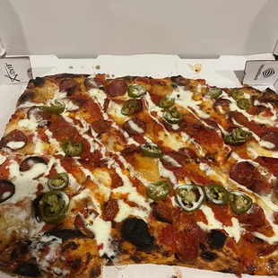 Bickle Pizza, grandma style