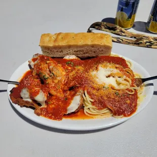 Shrimp parmigiana with Spaghetti...Mange!!  EXCELLENT!!!!