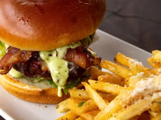 Red, Wine & Brew - Mentor