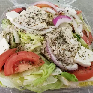 Greek Salad 2.5/5