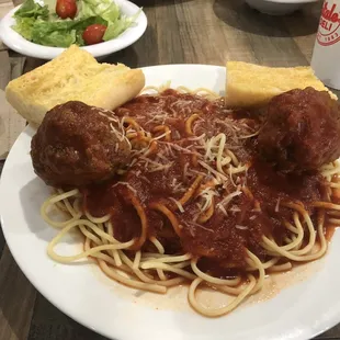 Spaghetti &amp; meatballs........ very good!