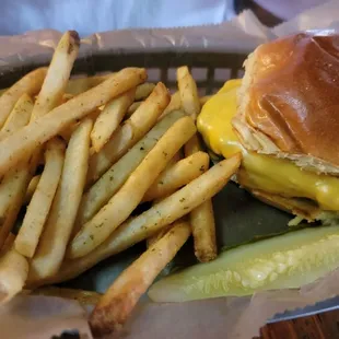 Cheeseburger with chive fries