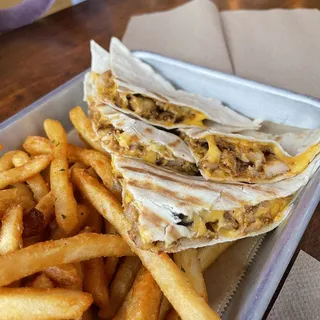 Kids Meal QuesaDoner