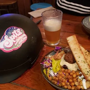 Doner Basket, Mexican chardonnay and IPA. Thanks Brandon for awesome service, always!