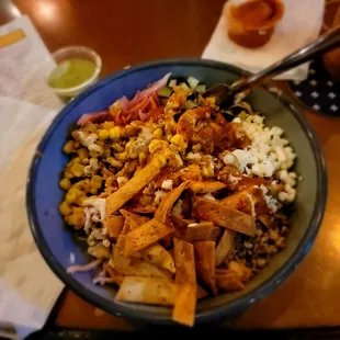 Berliner bowl with chicken