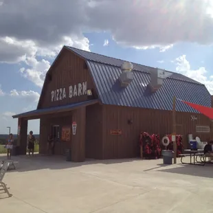 Get snow cones, pizza and other goodies here