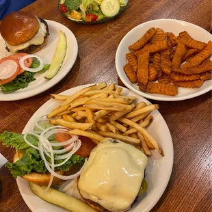 Flaming desert heat, sweet potato fries &amp; the regular hamburger with your choice of cheese and the delicious salad.