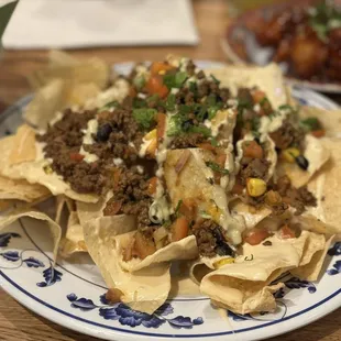 Nachos with beef.
