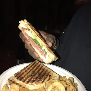 Gnarnia Business sandwich, a fave