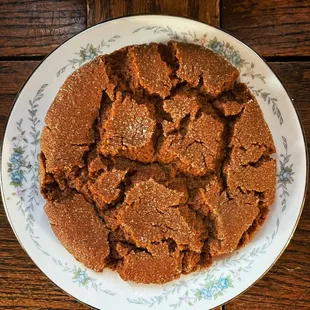 a plate of cookies