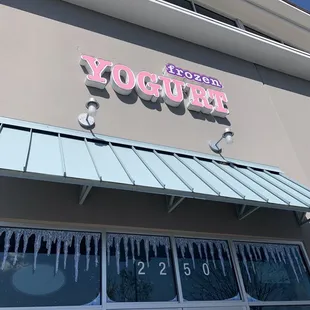 the outside of a yogurt shop