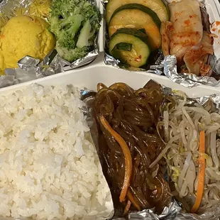 Rice &amp; Banchan with combination plate
