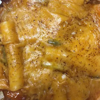 Spicy Rice Cake with Ramen