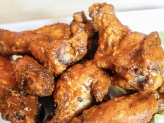 Shakers Bar and Grill