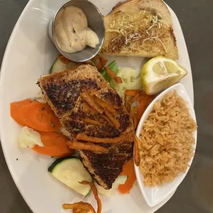 Spoons Grill & Bar