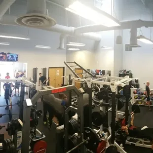 Check out our new performance room with more space to enjoy your workout.