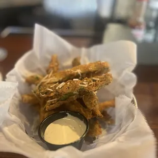 food, bbq chicken, bbq wings, poultry, chicken, fried chicken wings, fried chicken, chicken wings, chicken wings and fried chicken